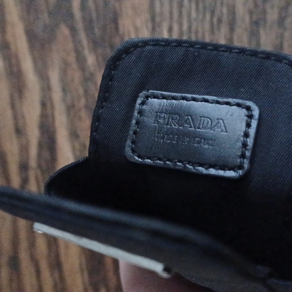Vintage Prada cell phone case - Picture 3 of 11